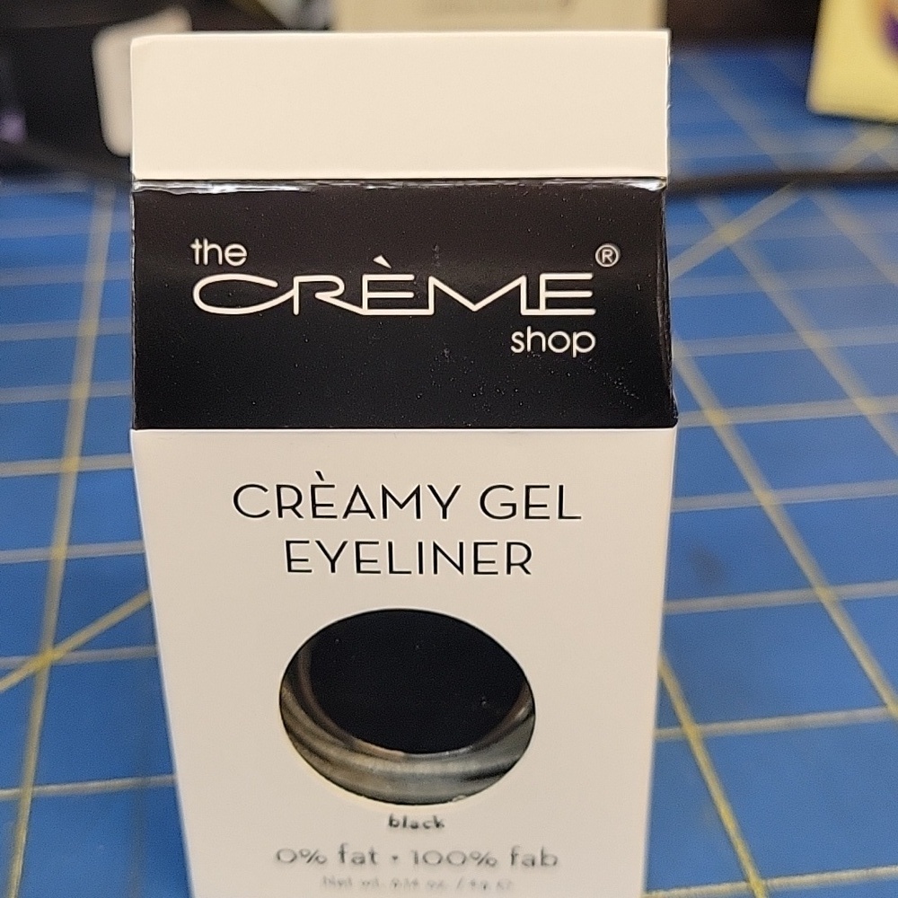 The Crème Shop Black Creamy Gel Eyeliner 4g New Sealed Box